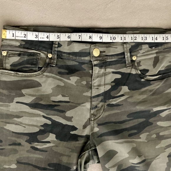 Express (NWOT) Ankle Legging Mid Rise Jeans / Size 10 - Picture 6 of 10